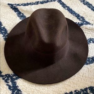 Insight felt hat